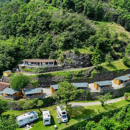 Lakeview & Κάμπινγκ *