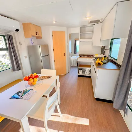 Camping Lakeview &